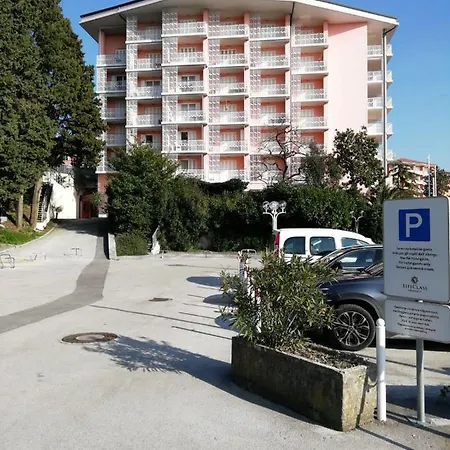 Apartment Marion