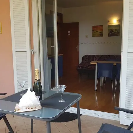 Marion Apartment *